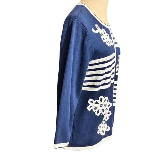 Alfred Dunner Blue Sweater w/White Accents / sz: P/M / EUC - Picture 5 of 7